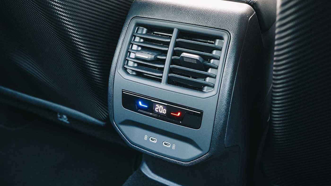 Cupra Formentor Estate Special Editions 1.5 eHybrid 272 VZ First Edition 5dr DSG