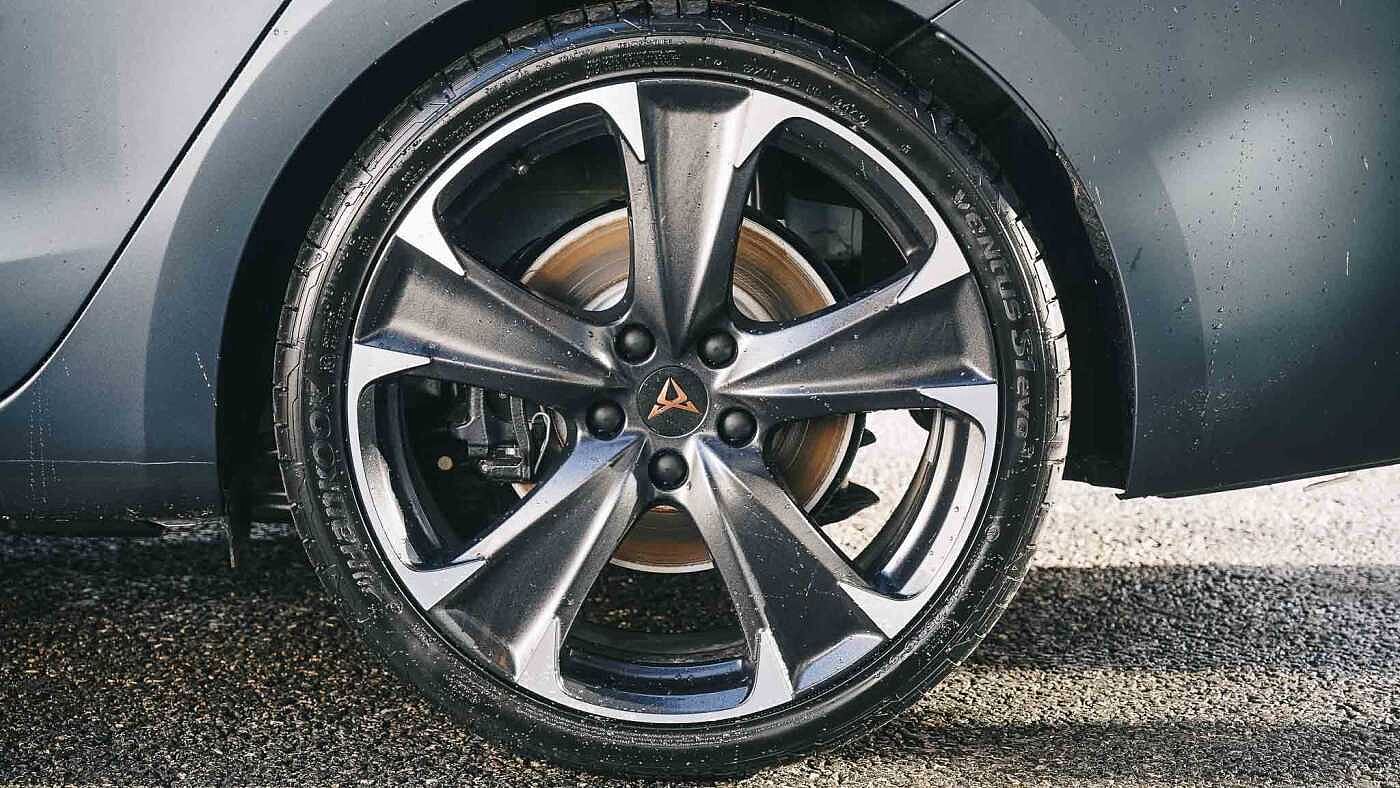 Cupra Leon NF Leon Estate VZ2 1.4 e-HYBRID 245PS AFV 6 Speed DSG