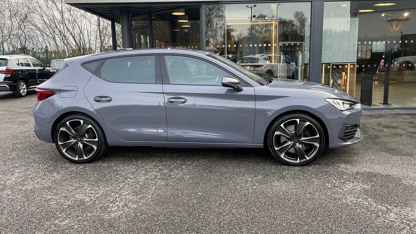 Cupra Leon NF VZ2 1.4 e-HYBRID 245PS AFV 6 Speed DSG