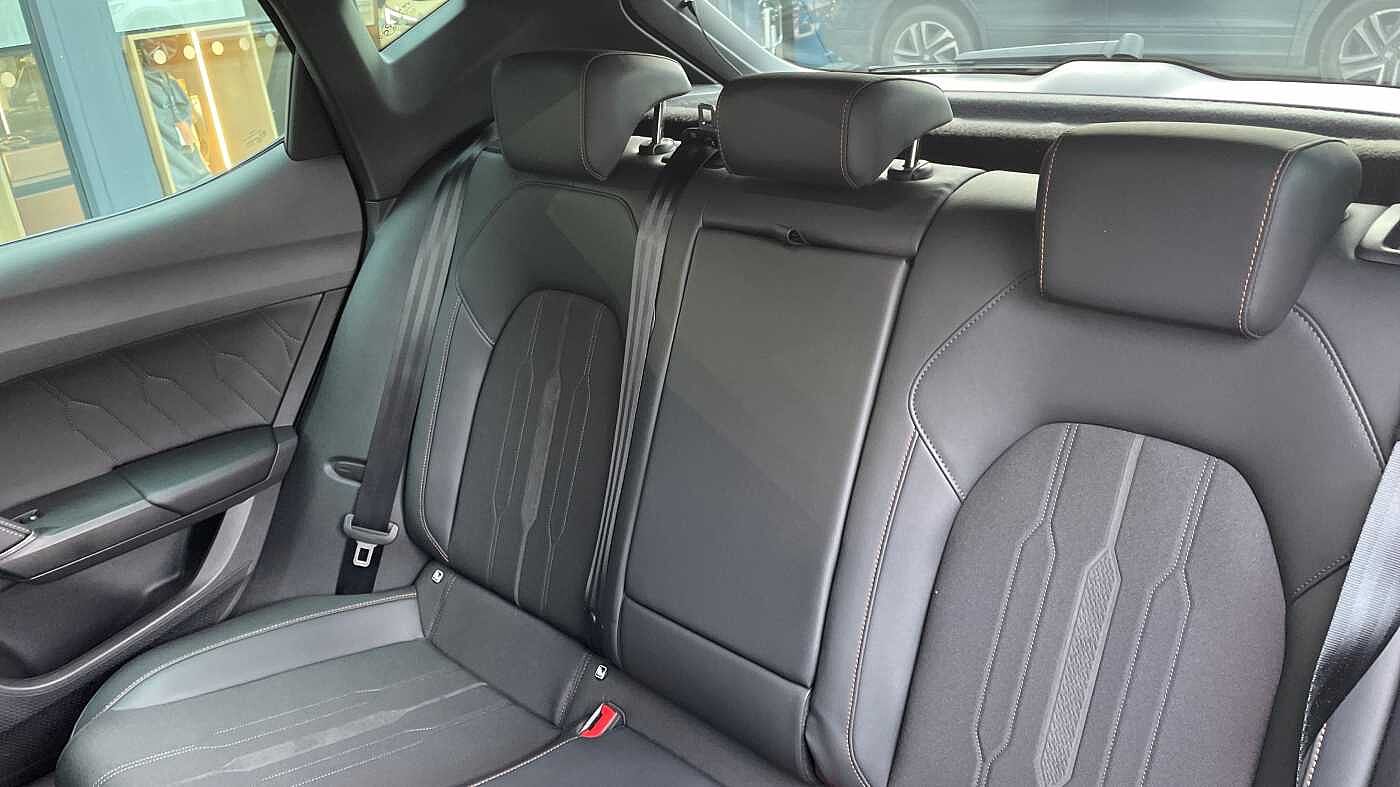 Cupra Leon NF VZ2 1.4 e-HYBRID 245PS AFV 6 Speed DSG