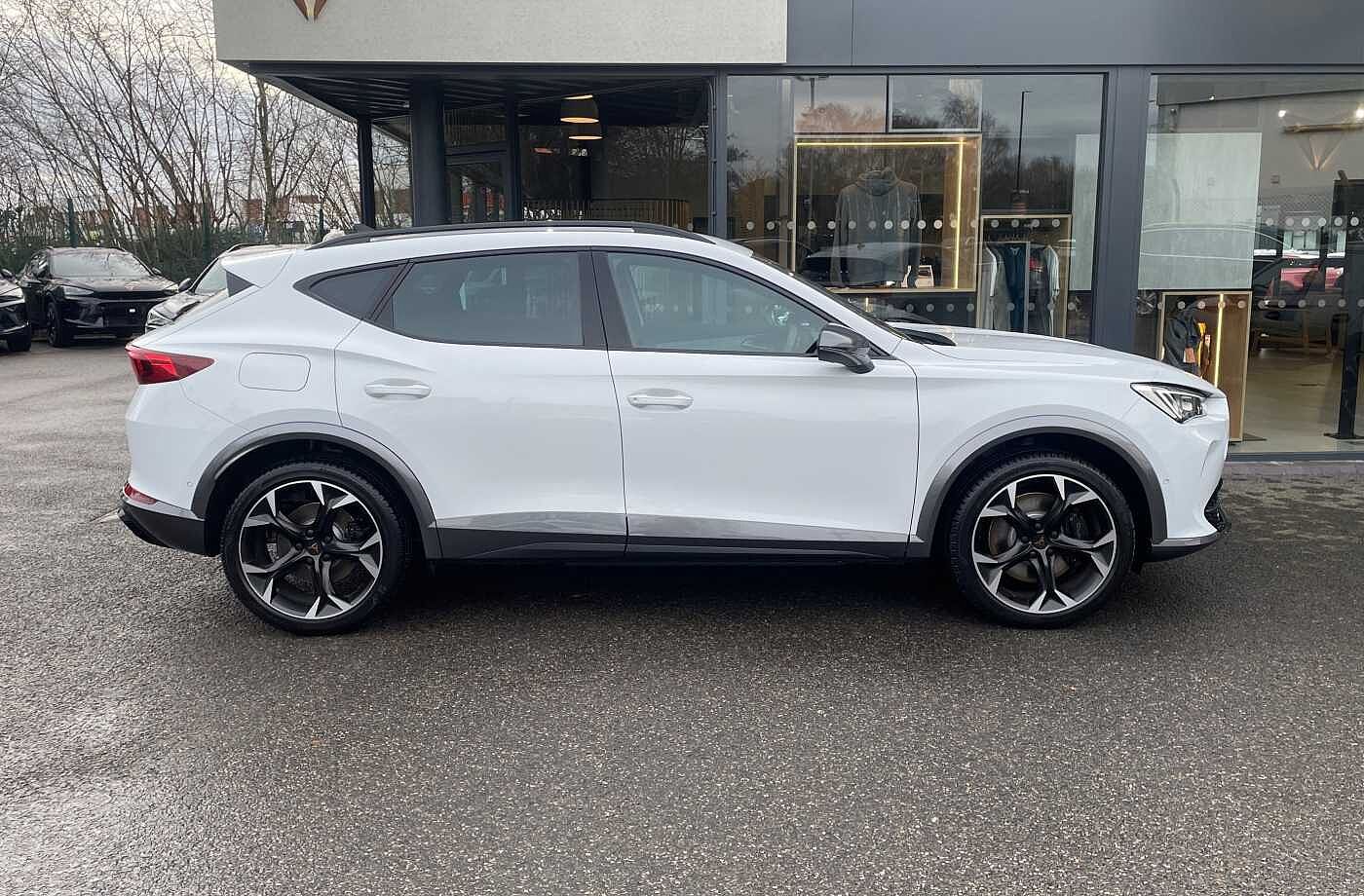 Cupra Formentor VZ1 eHybrid AFV 245PS 6 Speed DSG 5Dr