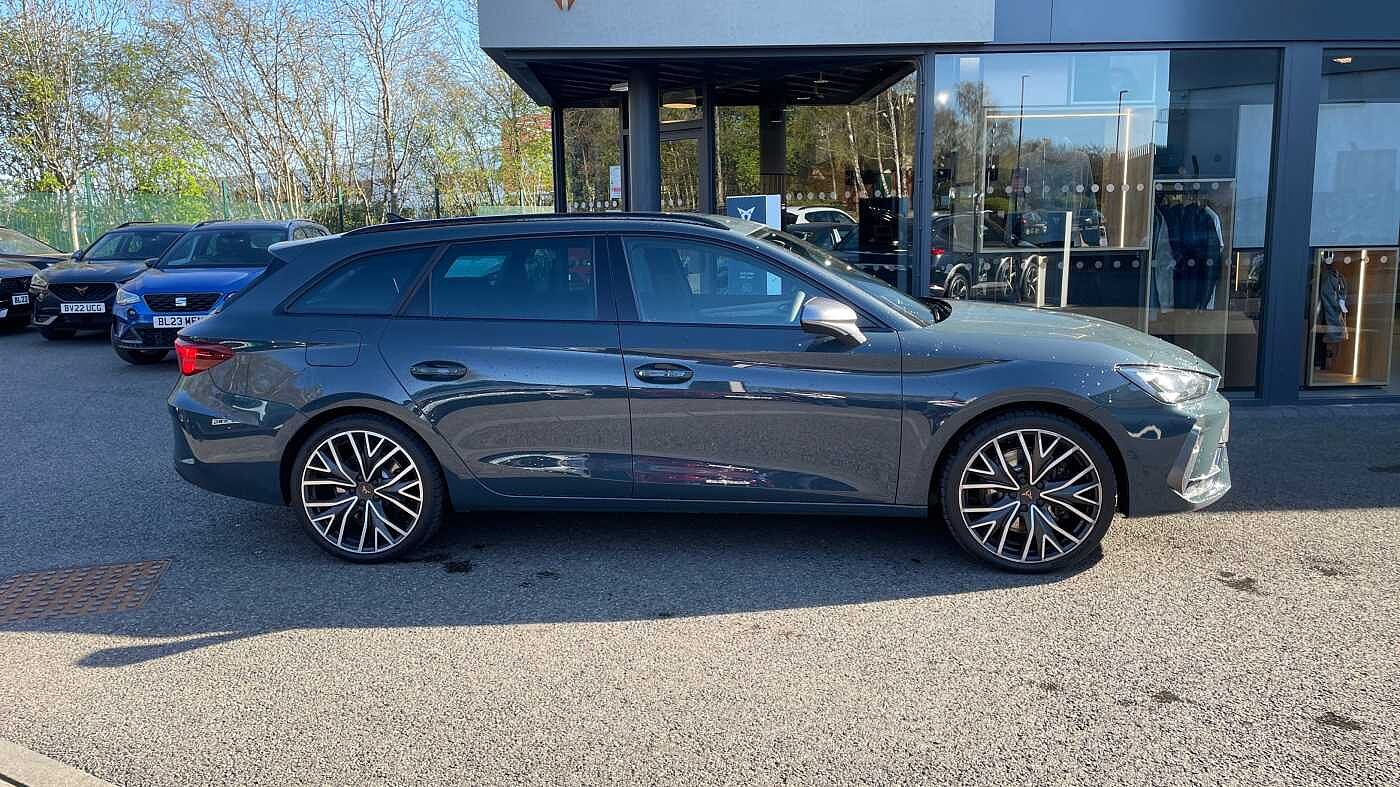 Cupra Leon NF 1.5 e-HYBRID (272ps) VZ2 DSG