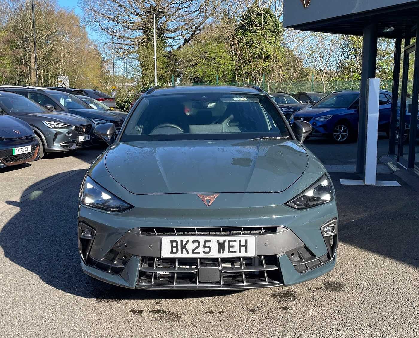 Cupra Leon NF 1.5 e-HYBRID (272ps) VZ2 DSG