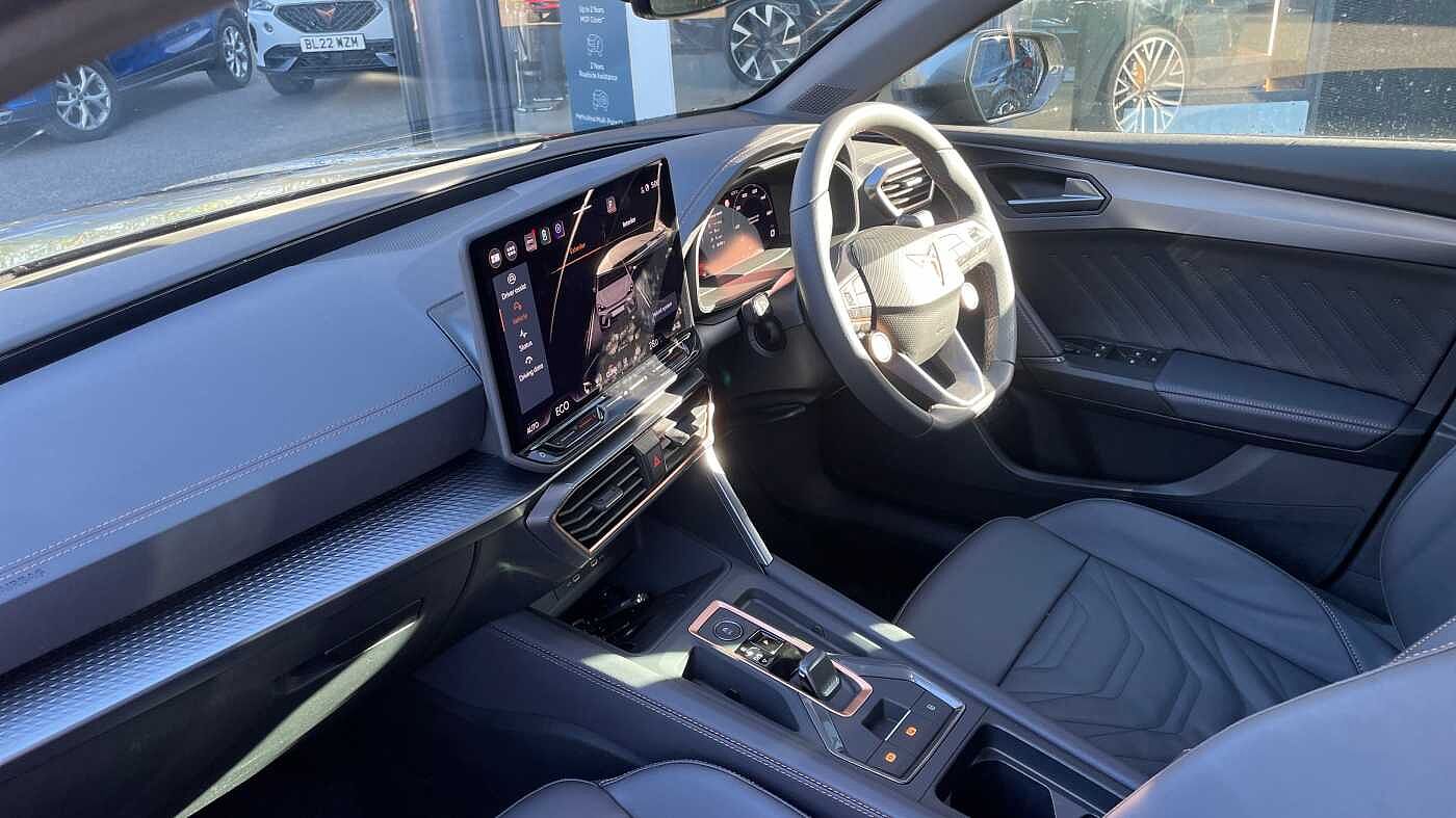 Cupra Leon NF 1.5 e-HYBRID (272ps) VZ2 DSG