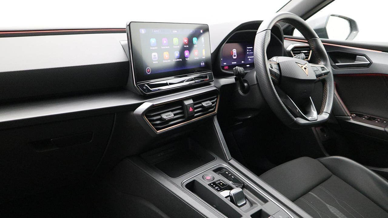 Cupra Leon NF VZ2 1.4 e-HYBRID 245PS AFV 6 Speed DSG