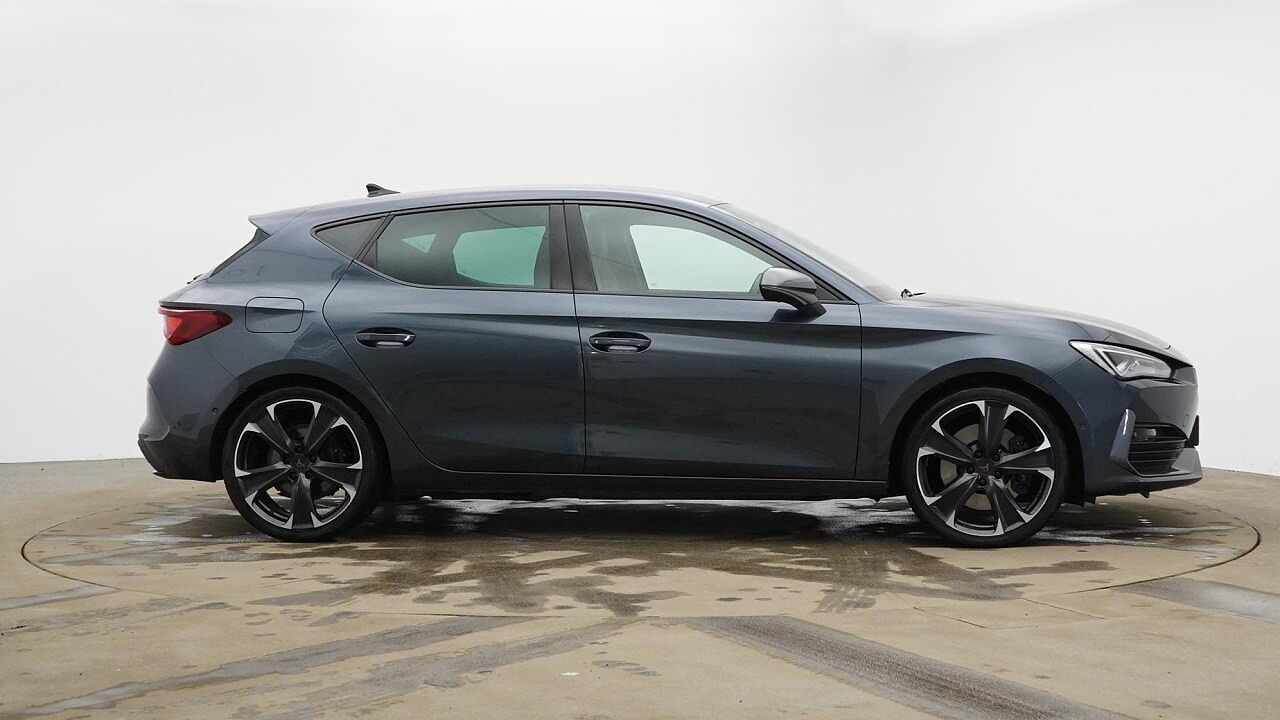 Cupra Leon NF VZ2 1.4 e-HYBRID 245PS AFV 6 Speed DSG