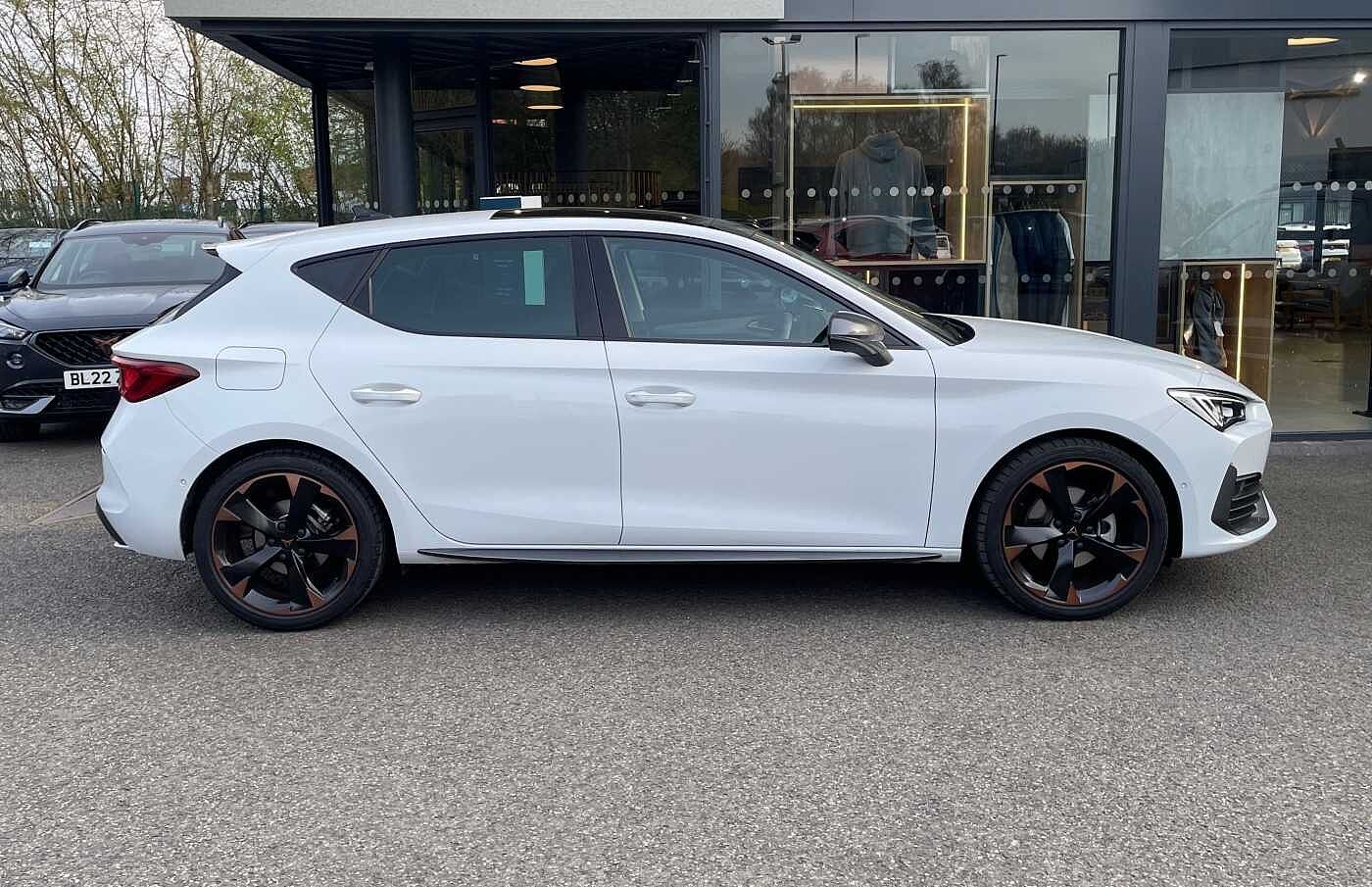 Cupra Leon NF V1 Design Edition 1.5 eTSI EVO AFV 150PS DSG