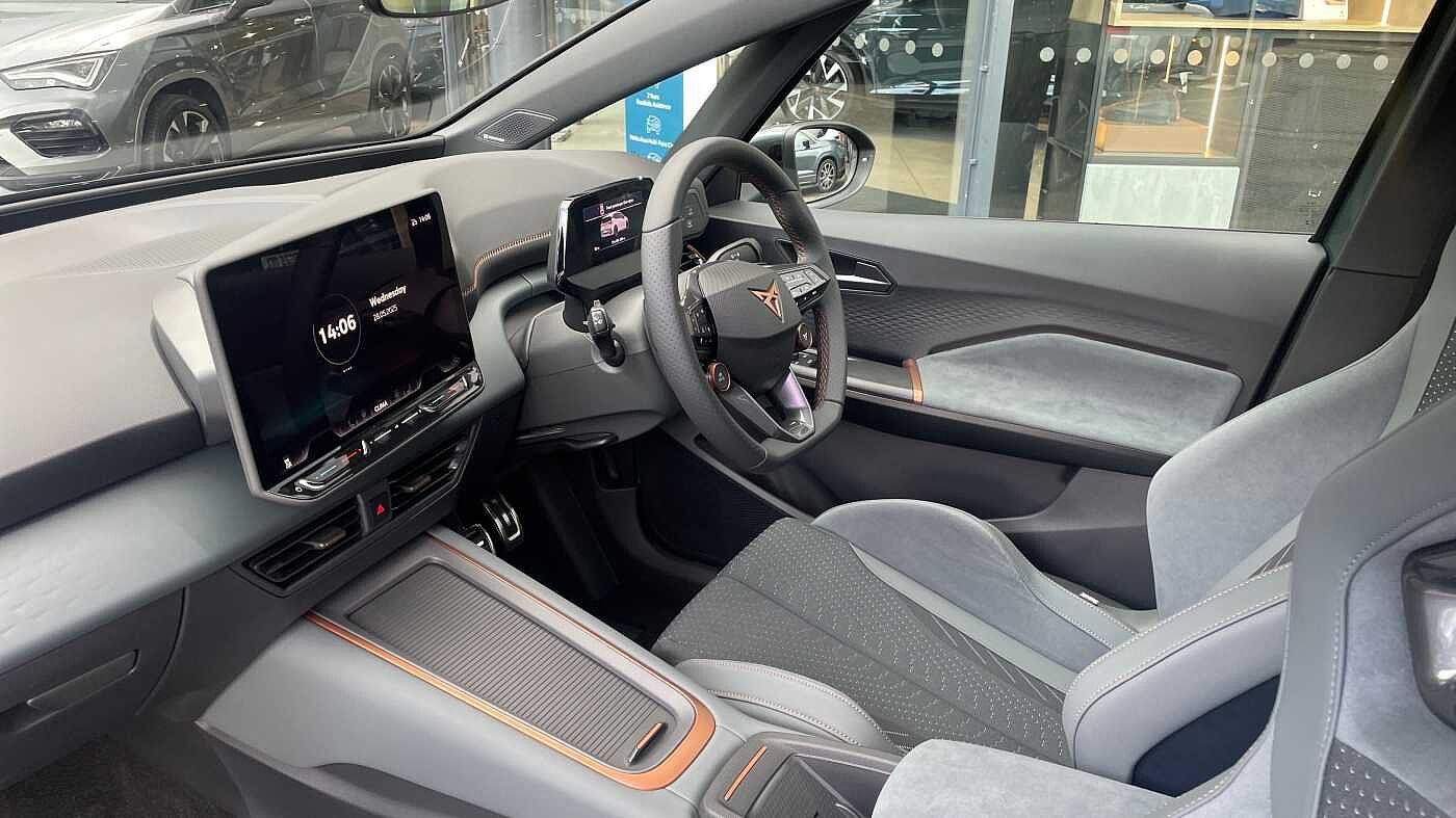 Cupra Born 240kW e-Boost VZ First Edition 79kWh 5dr Auto