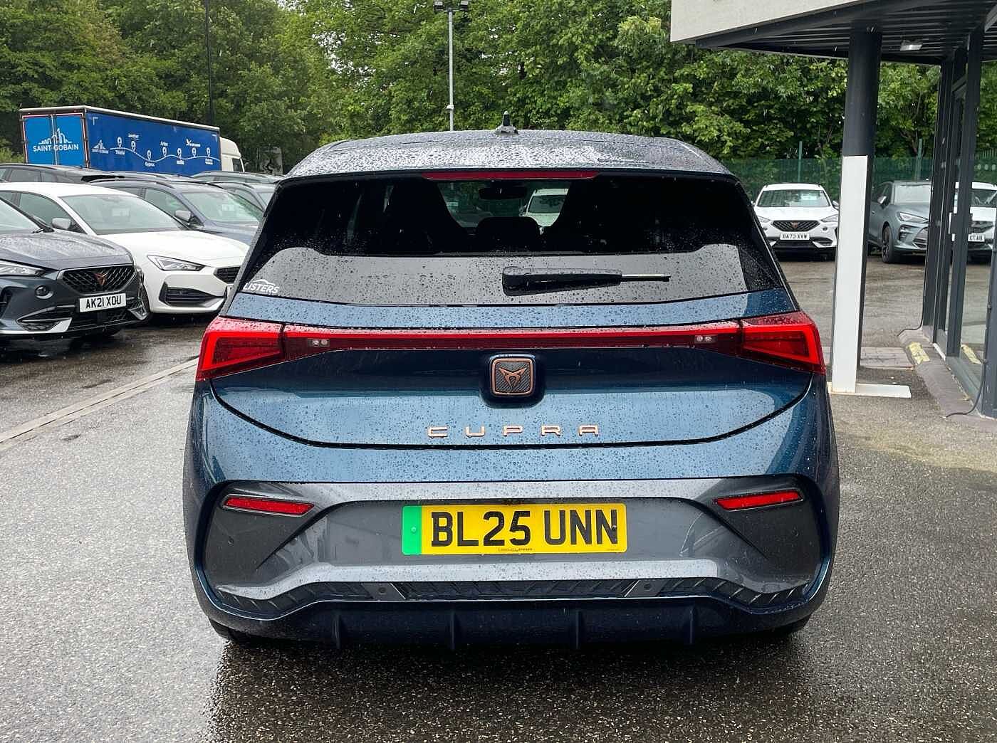 Cupra Born 170kW e-Boost V2 59kWh 5dr Auto