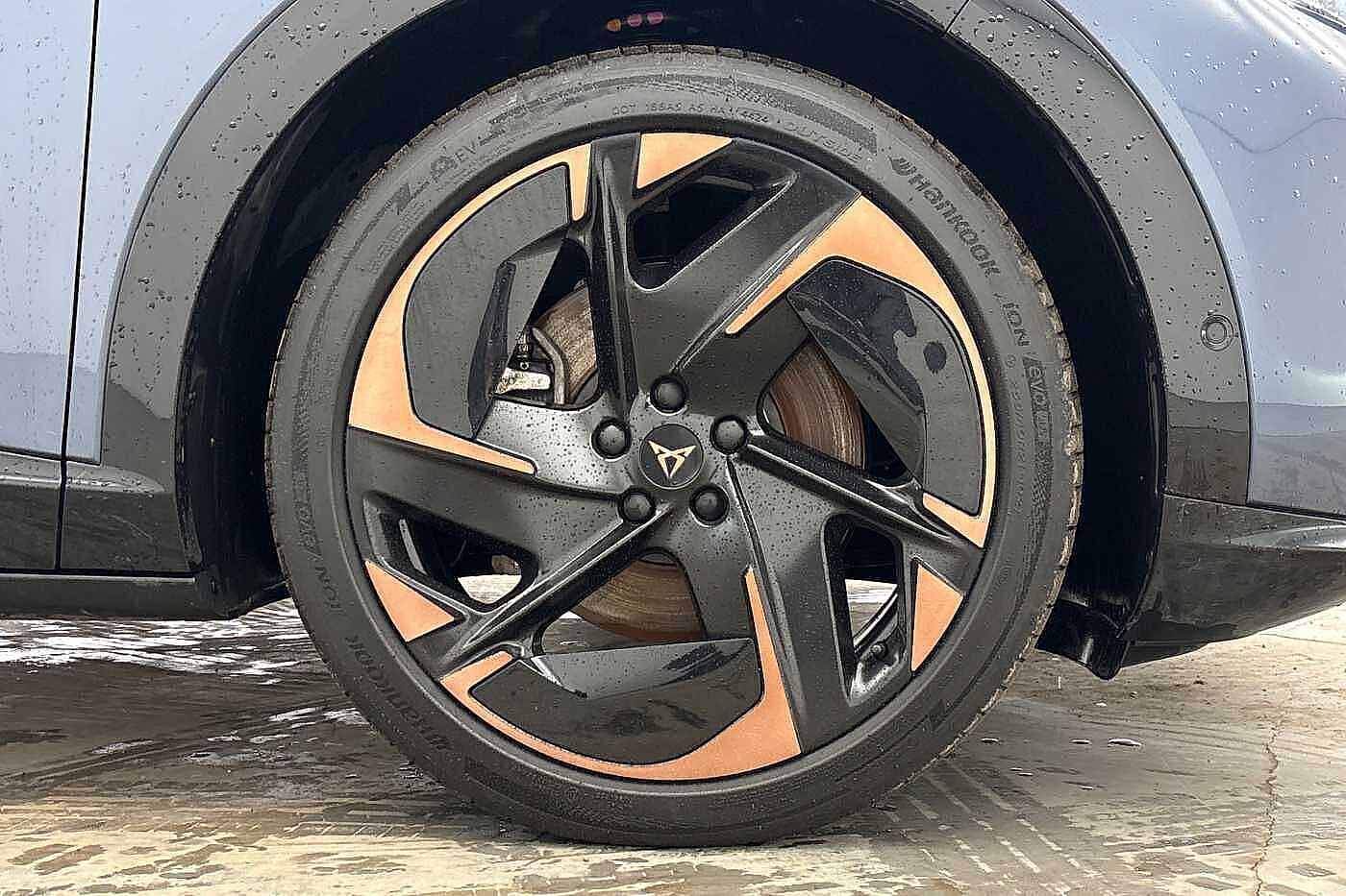 CUPRA Tavascan